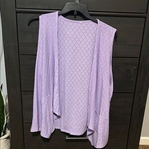 Lavender Sleeveless Open Cardigan